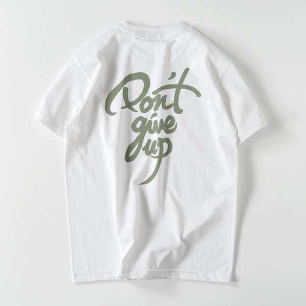 Don't give up Tシャツ khaki